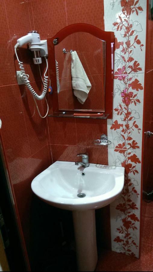 Tamro Light House Apartment บาทูมิ ภายนอก รูปภาพ